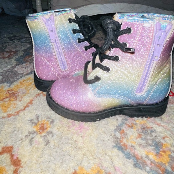 Rainbow glitter boots toddler girls size 6 - Picture 4 of 5